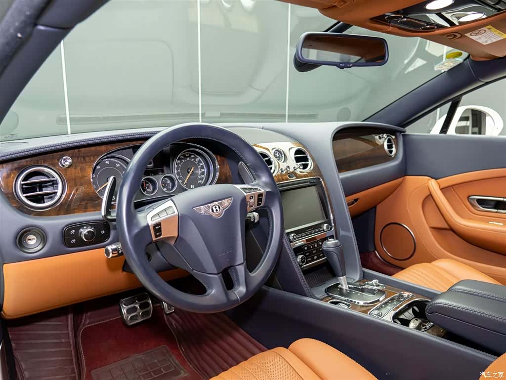 Bentley Continental GT, 2019 8