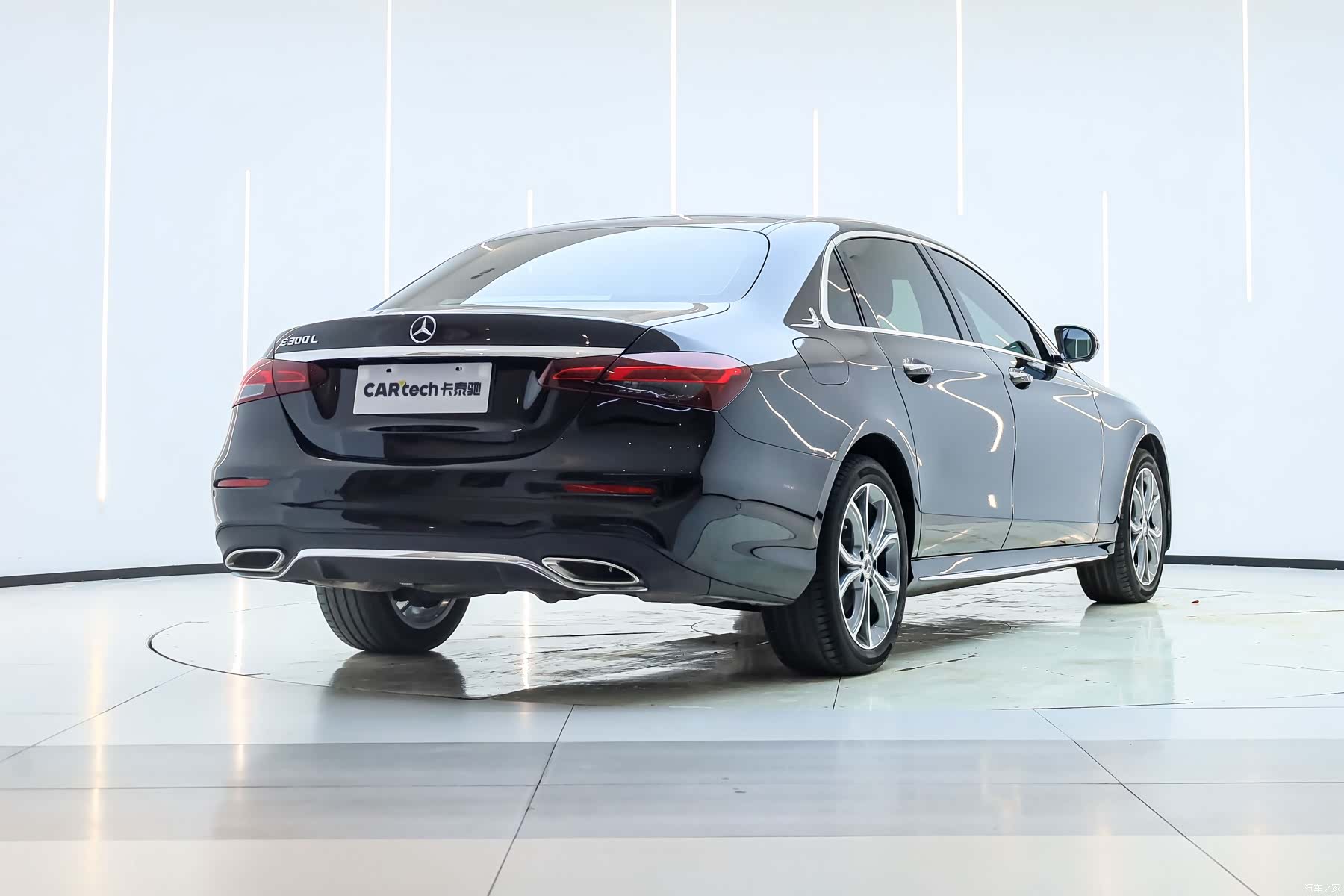 Mercedes-Benz E-Class, 2021 4