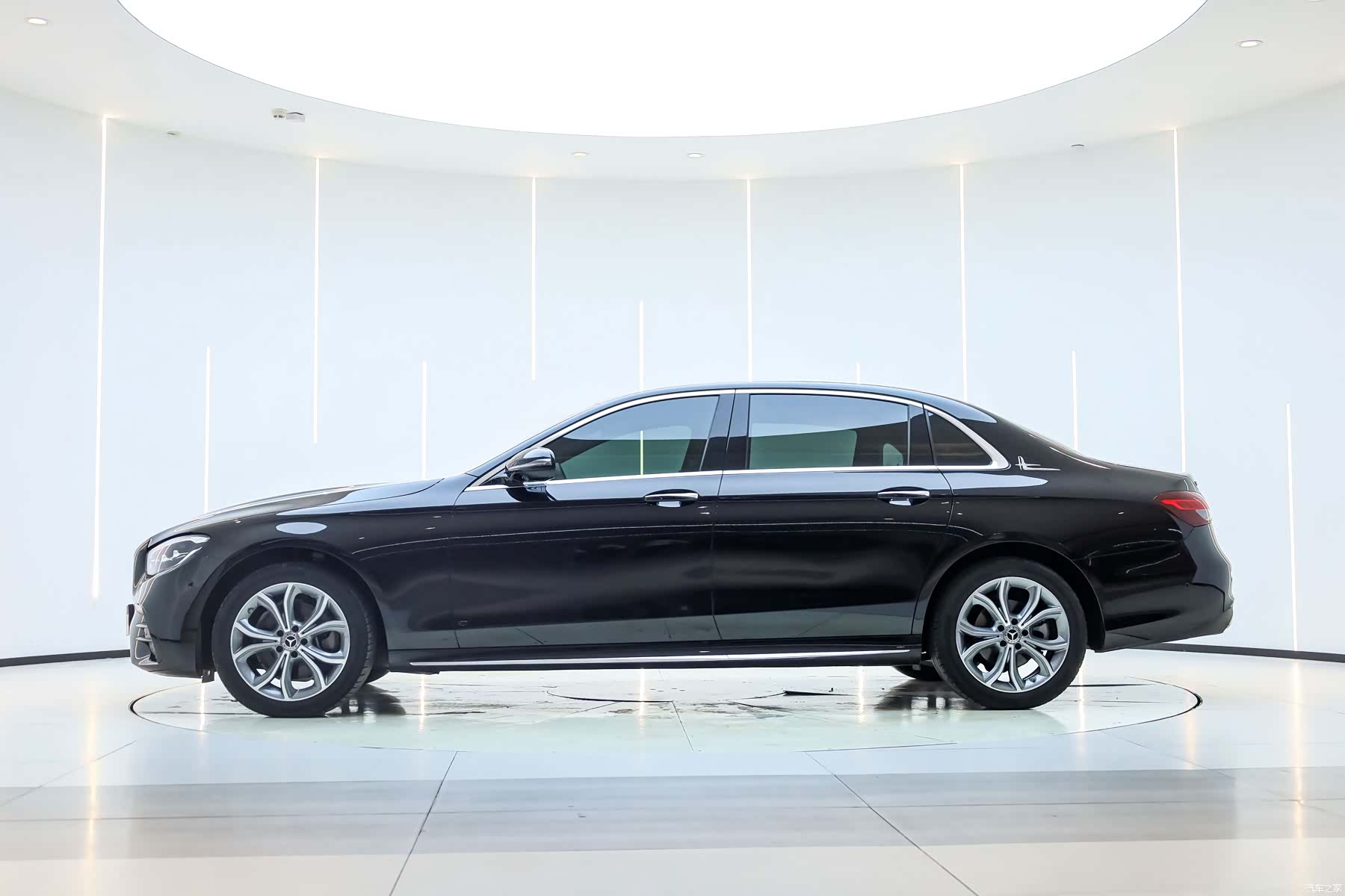 Mercedes-Benz E-Class, 2021 8