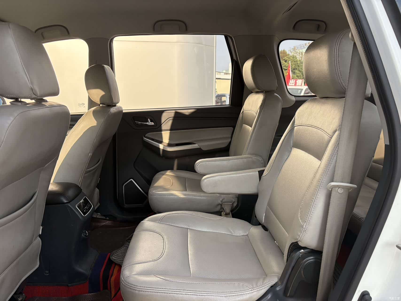 BAIC M70, 2019 8