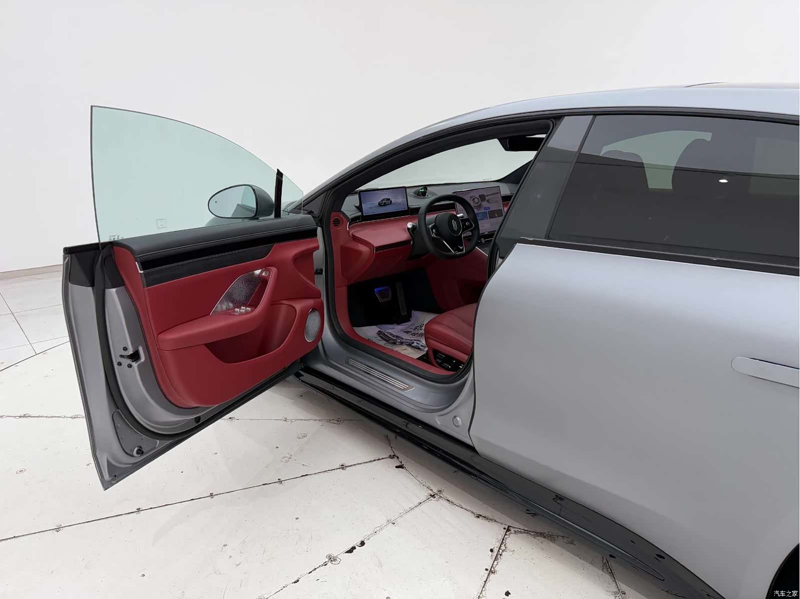 Luxeed S7, 2025 11
