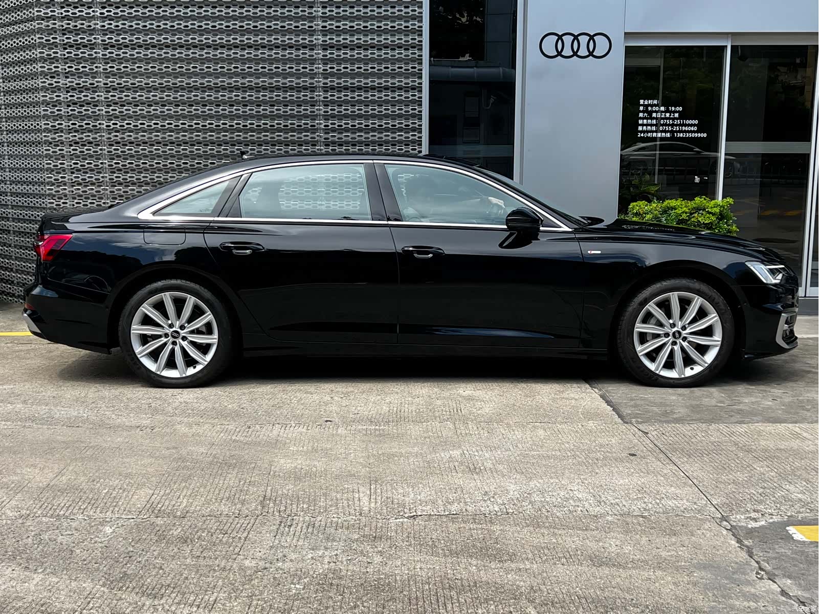 Audi A6L, 2024 3
