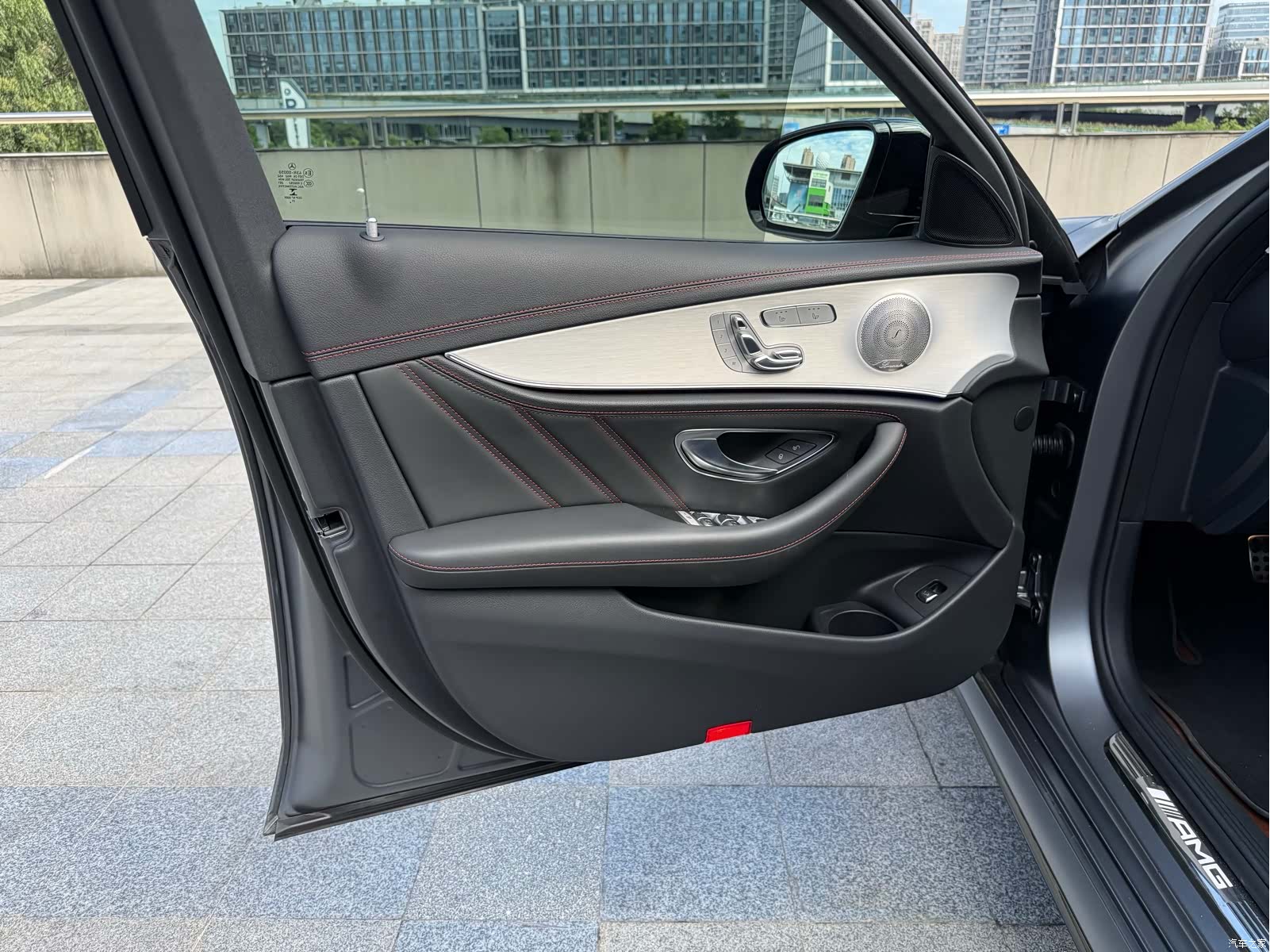 Mercedes-Benz E-Class, 2022 8
