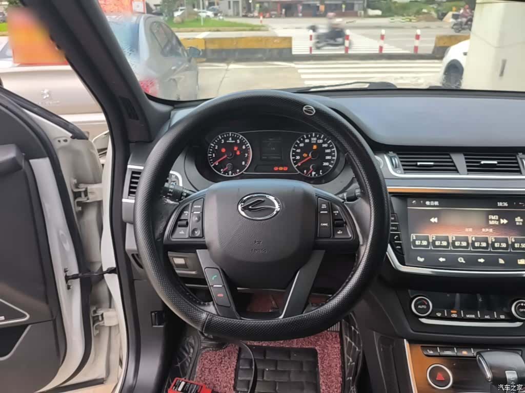 Landwind X7, 2016 11