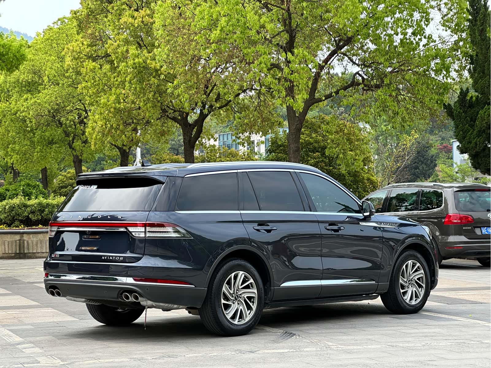 Lincoln Aviator, 2021 все фото