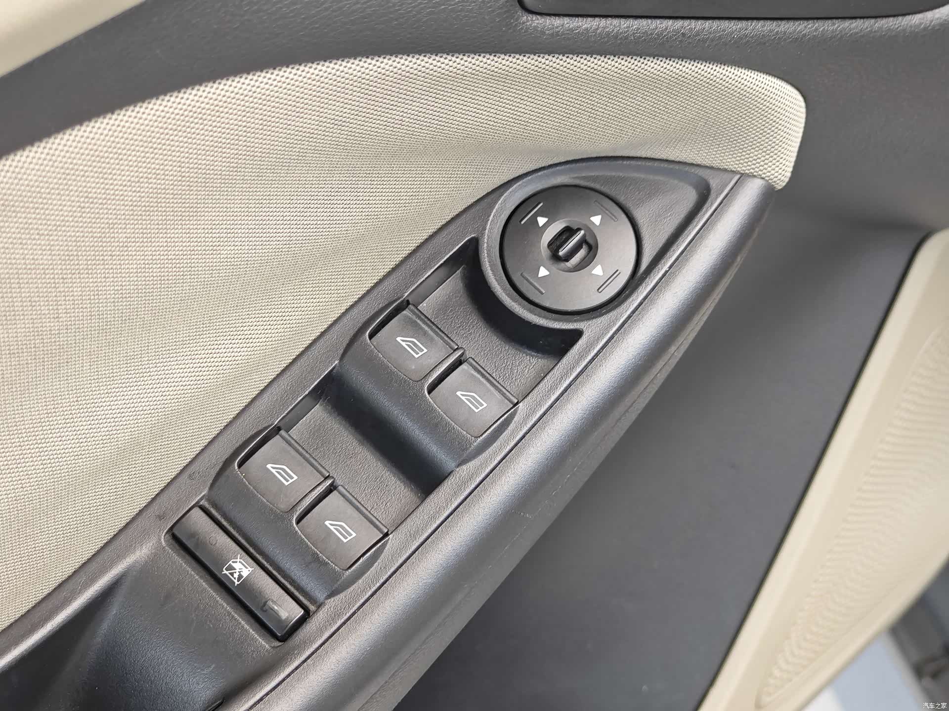 Ford Focus, 2016 9