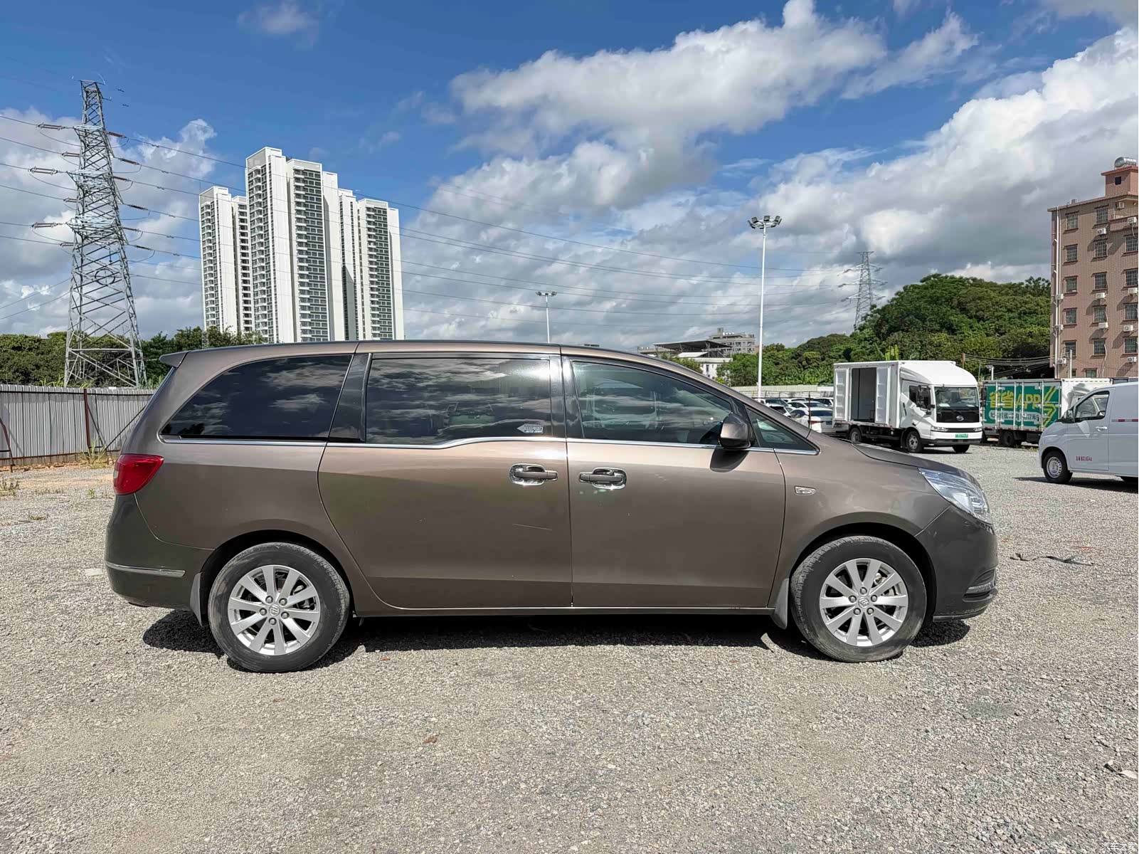 Buick GL8, 2017 4