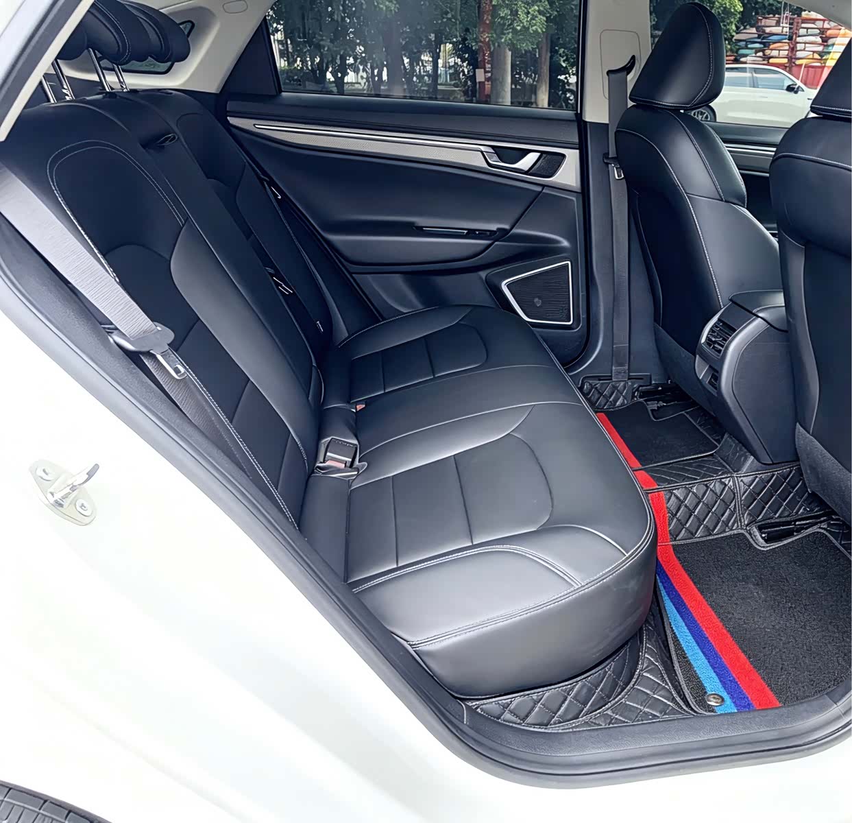 Geely Emgrand, 2021 11