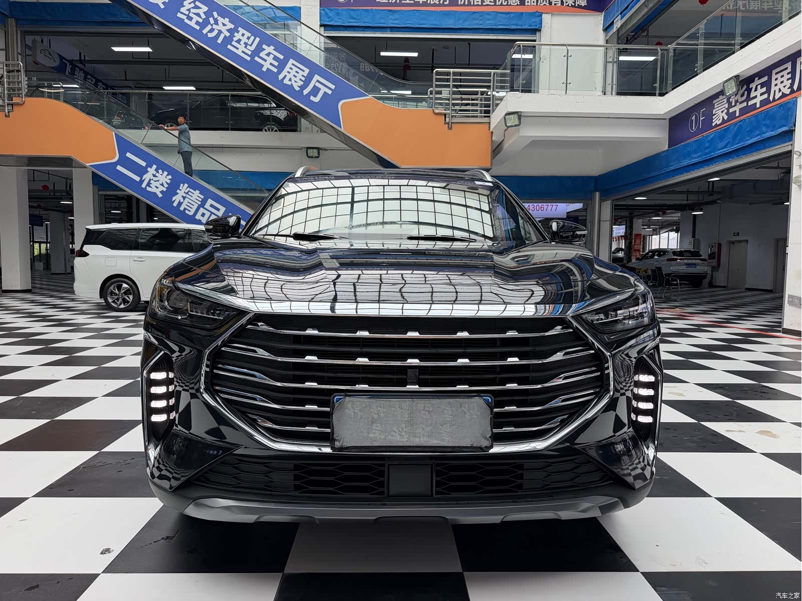 Jetour X70, 2022 2