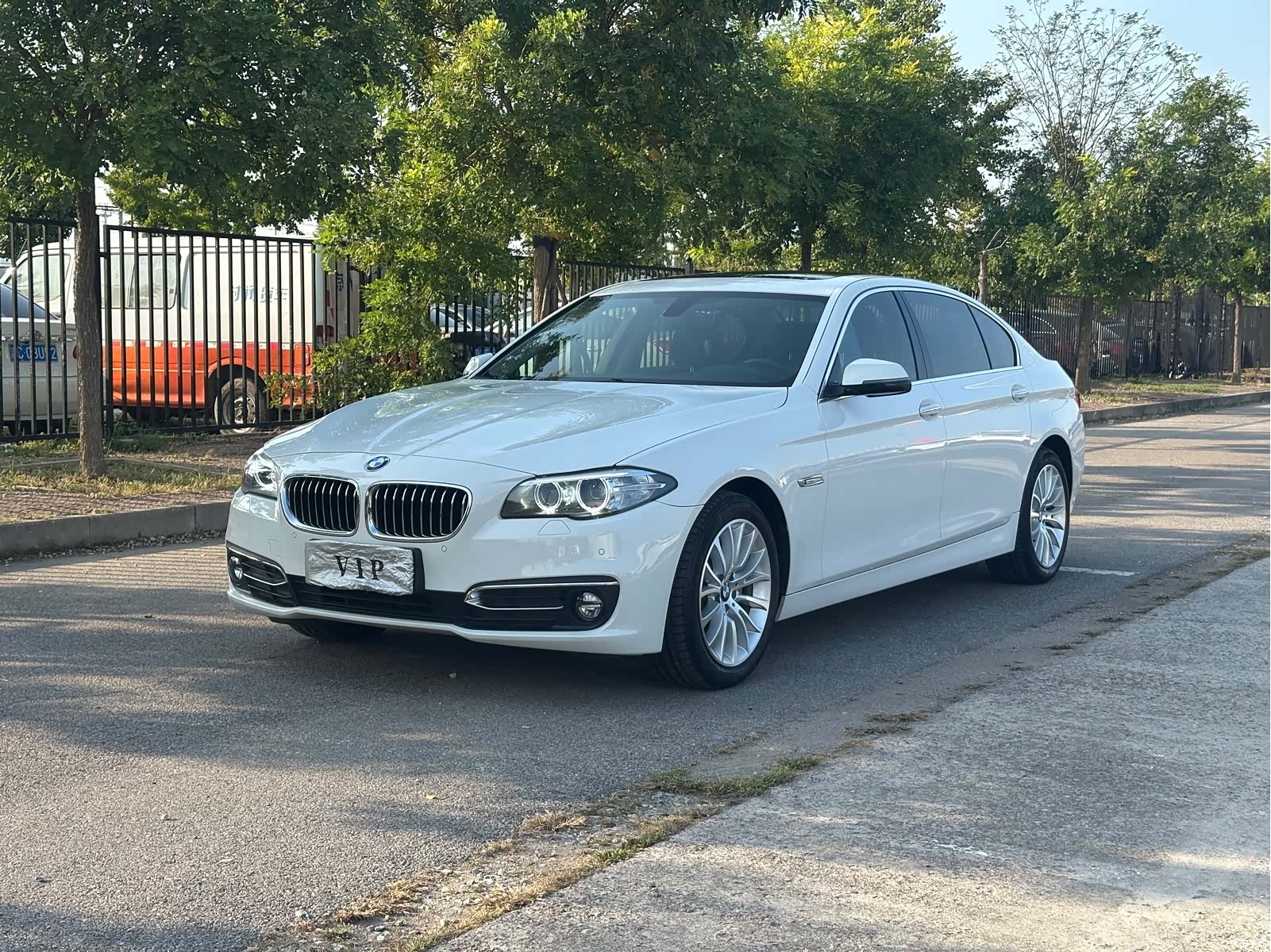 BMW 5 Series, 2015 1