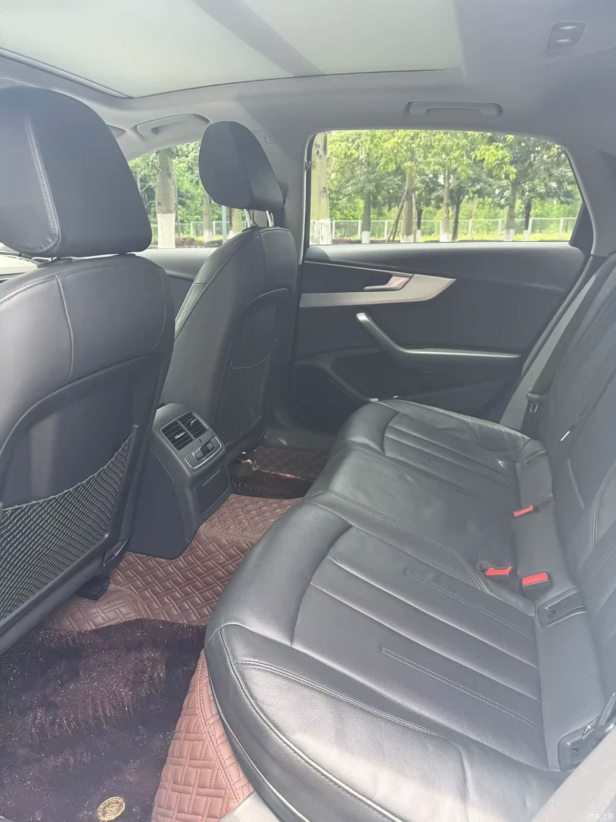 Audi A4L, 2018 8