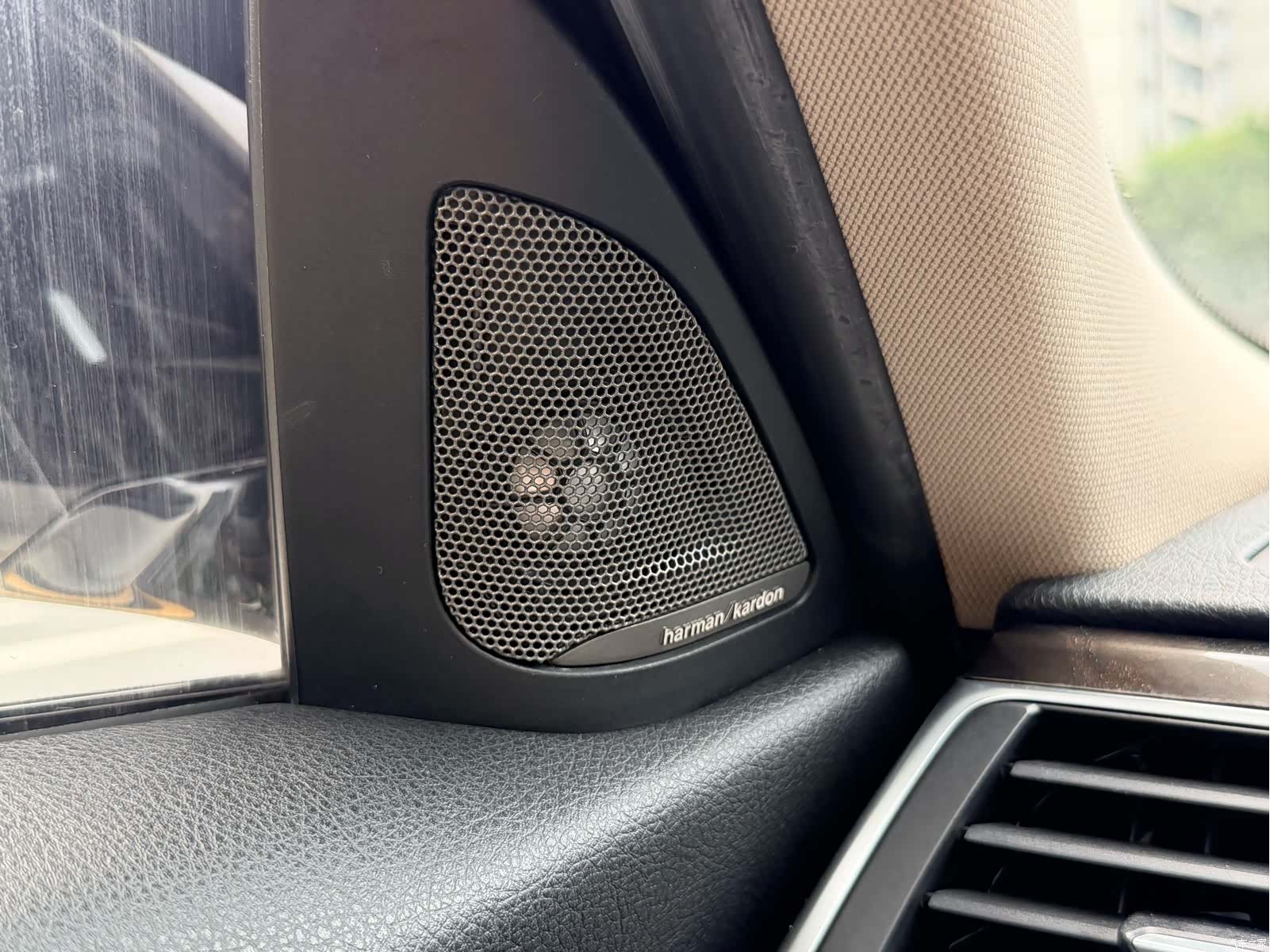 BMW 3 Series, 2019 27
