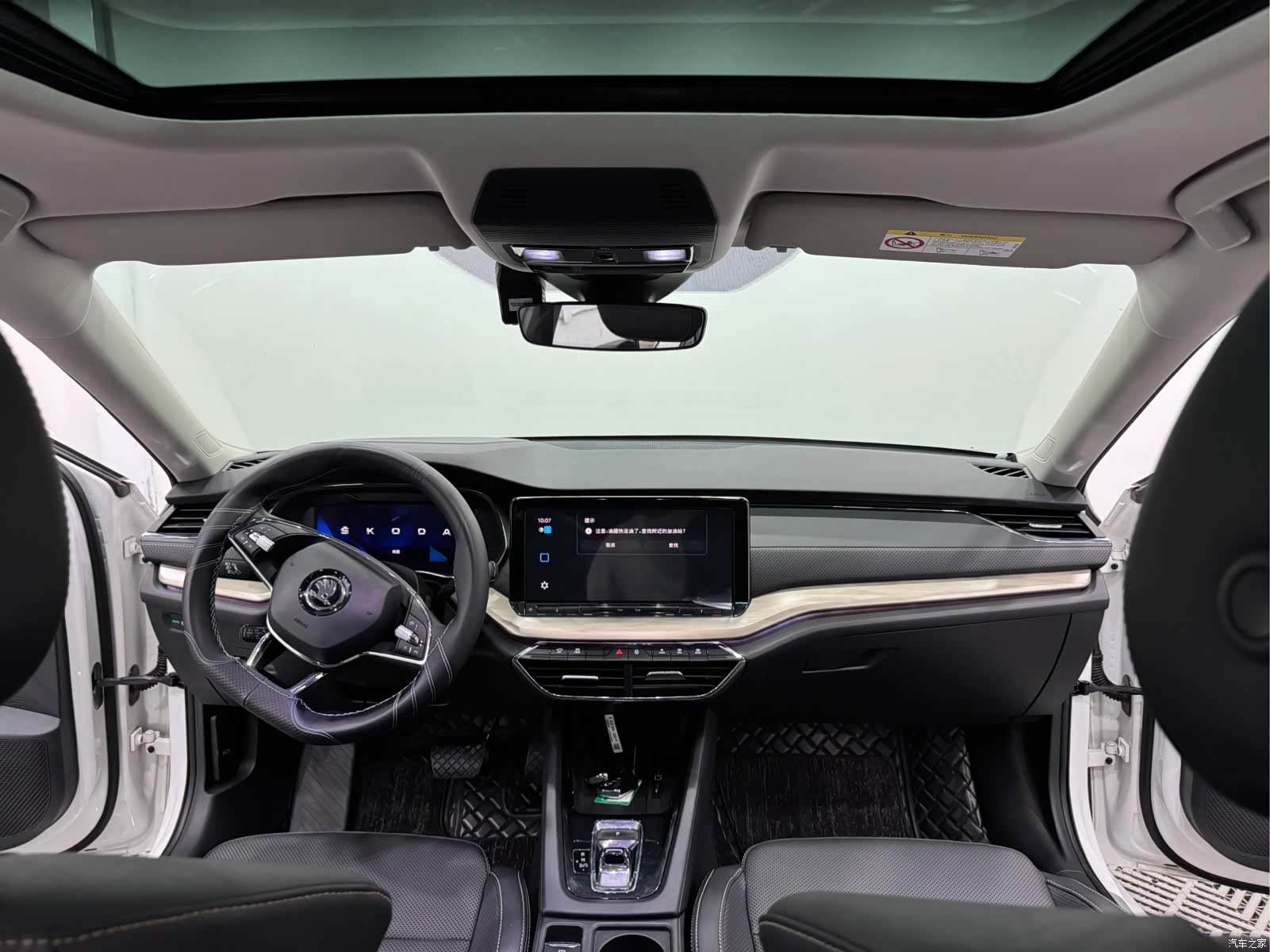 Skoda Octavia, 2022 все фото
