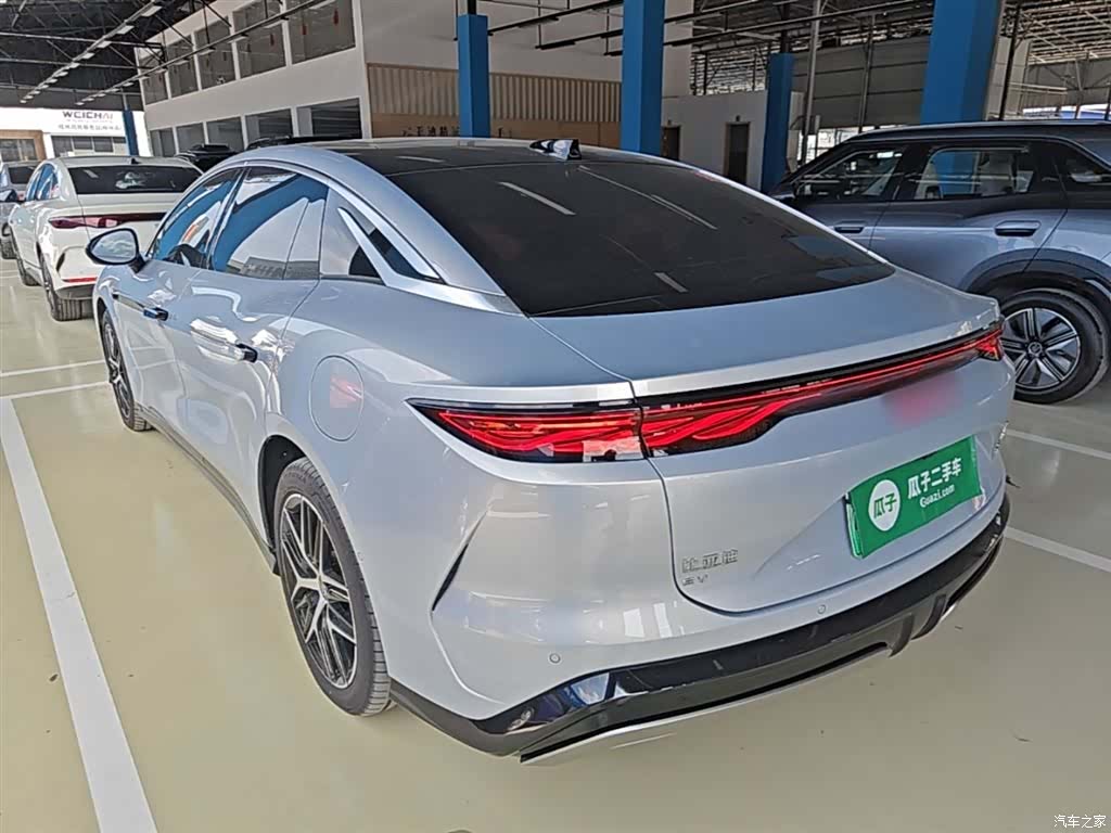 BYD Han, 2025 все фото