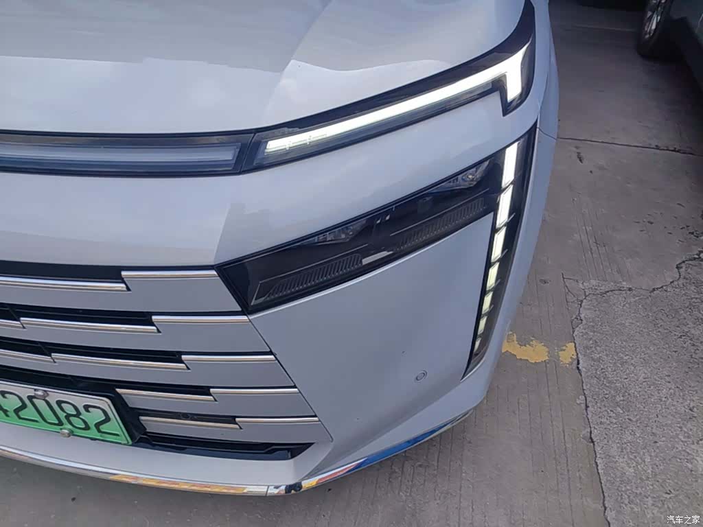 Trumpchi E8, 2024 15