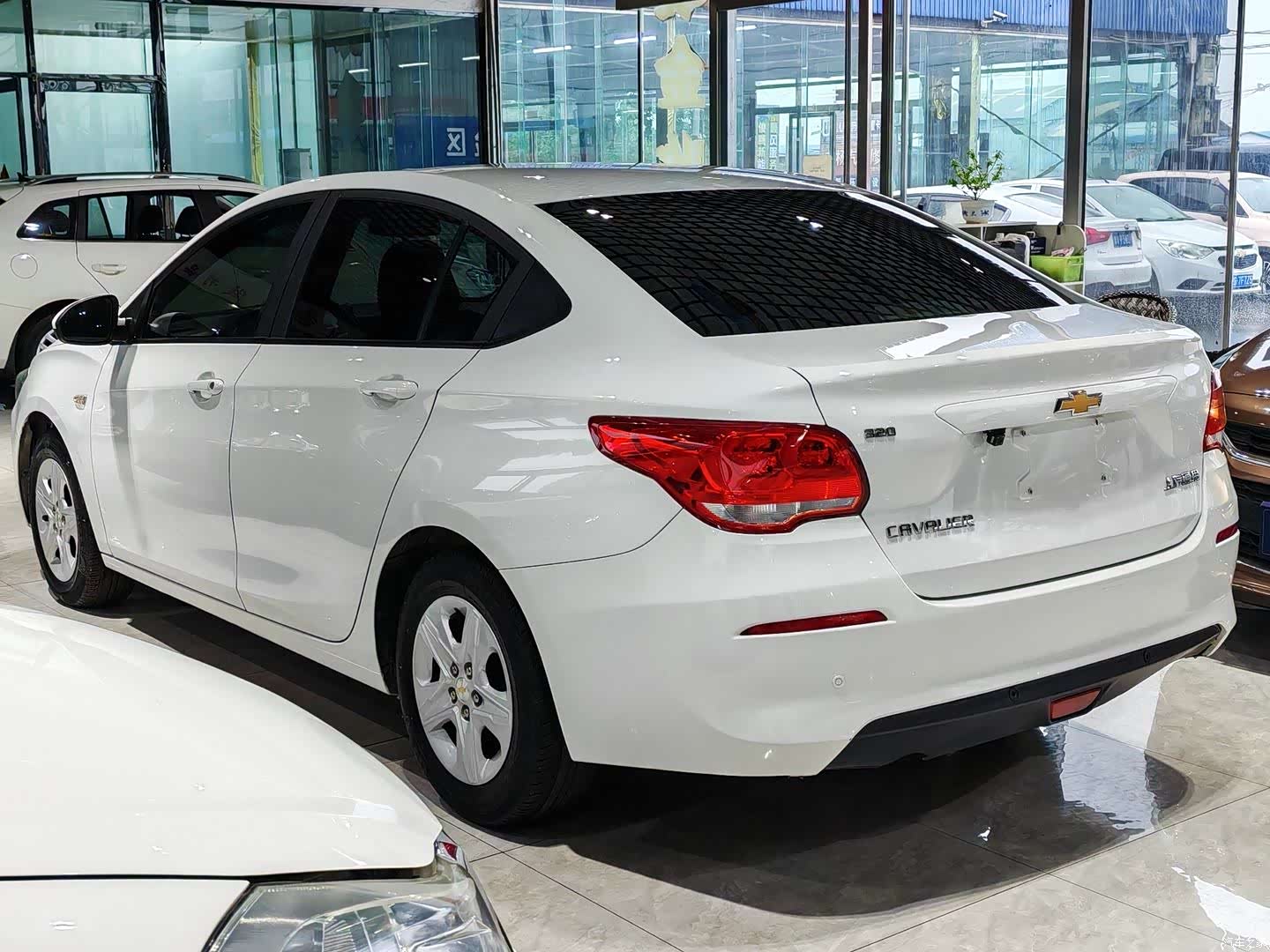 Chevrolet 320, 2018 18