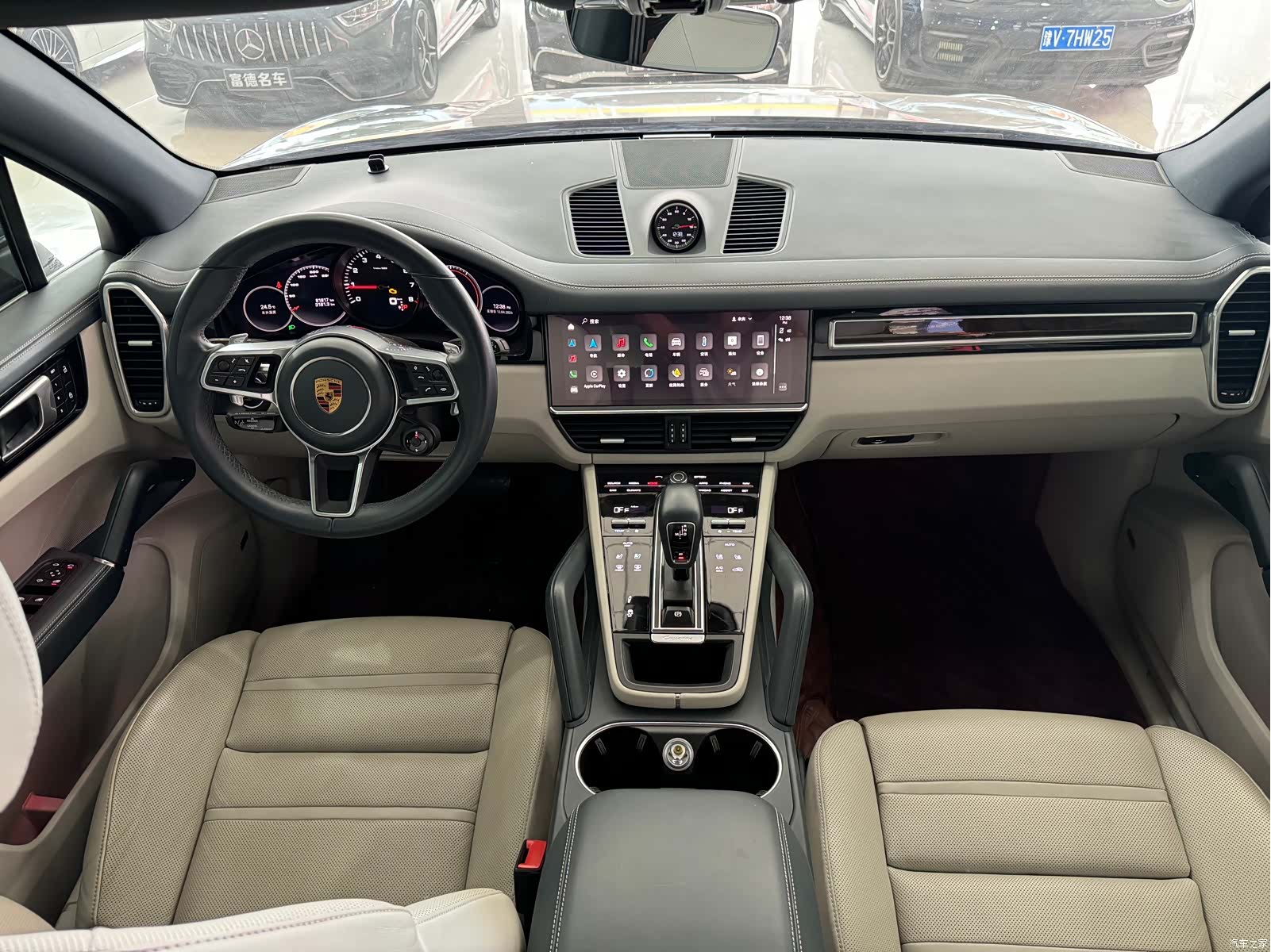 Porsche Cayenne, 2022 12