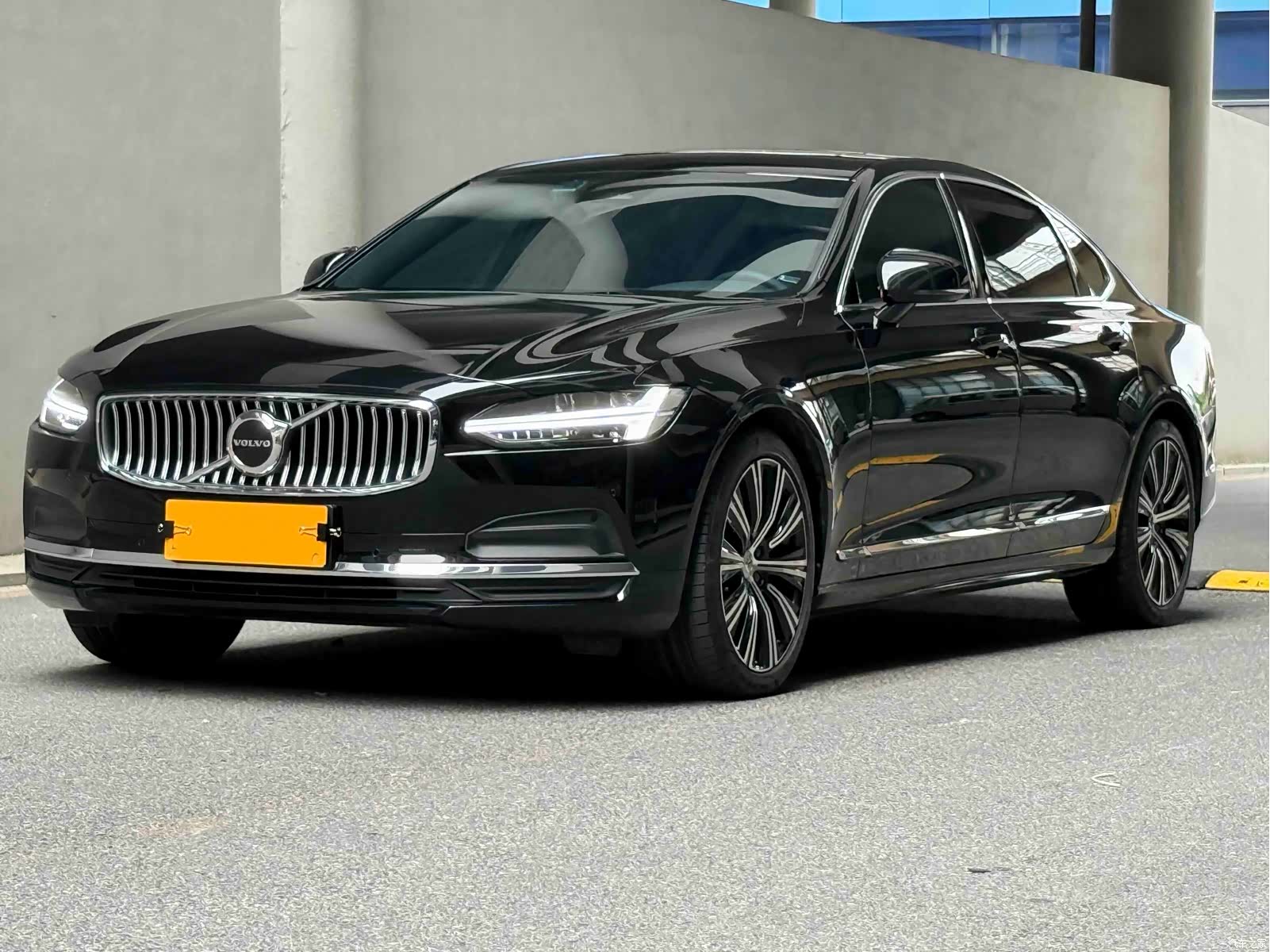 Volvo S90, 2024 1