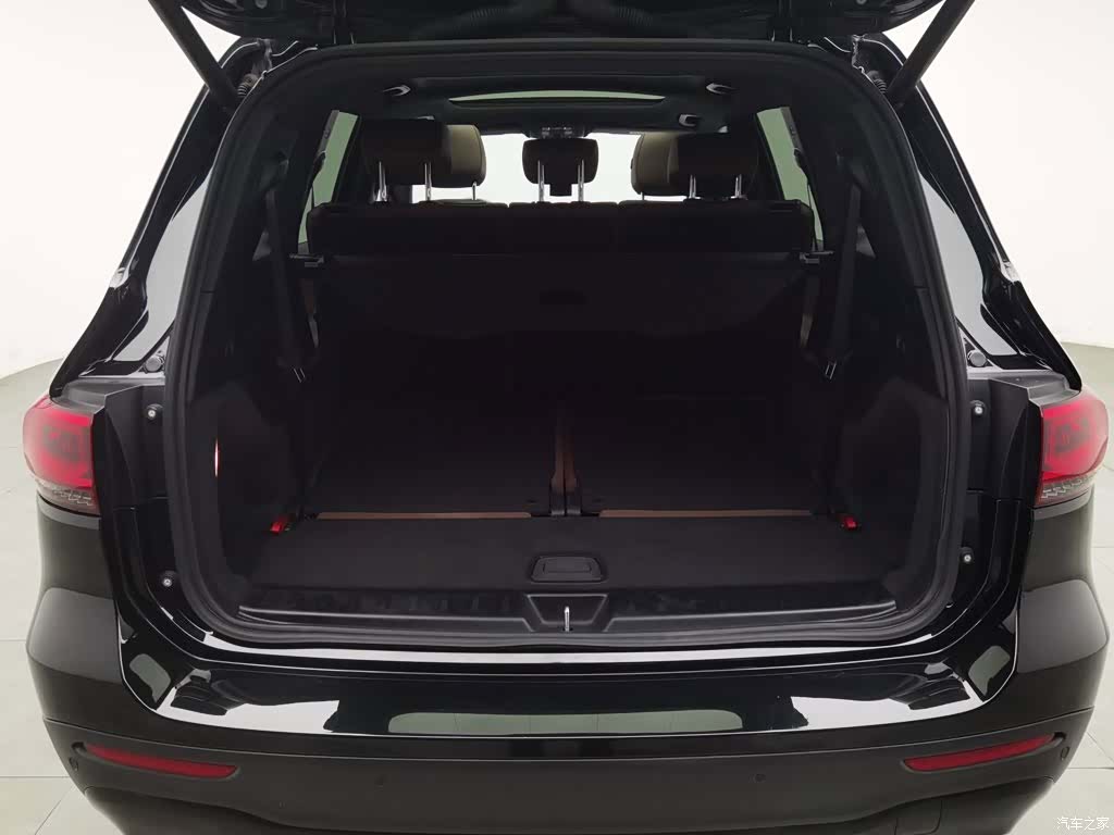 Mercedes-Benz GLB, 2022 16