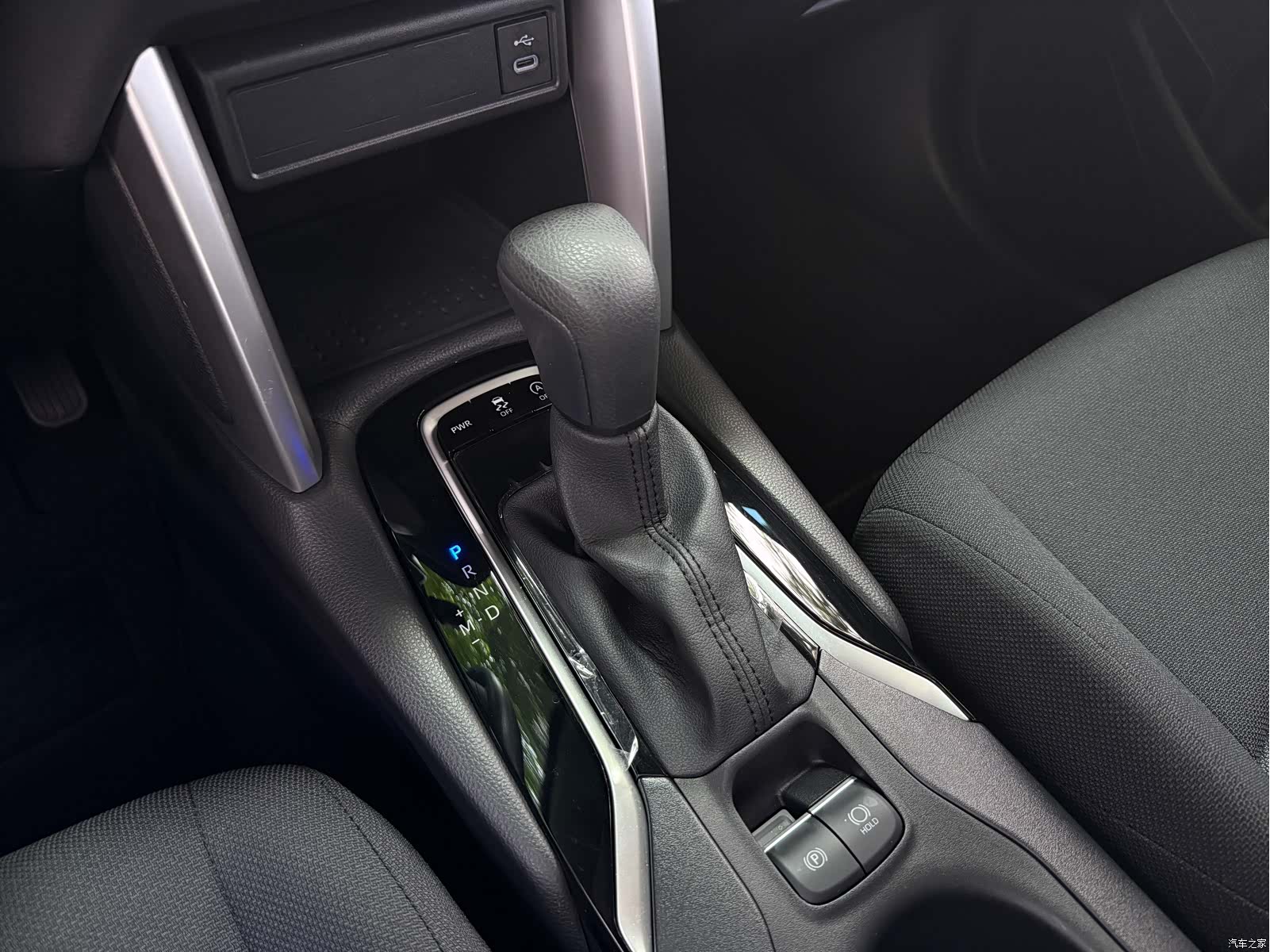 Toyota Frontlander, 2023 12