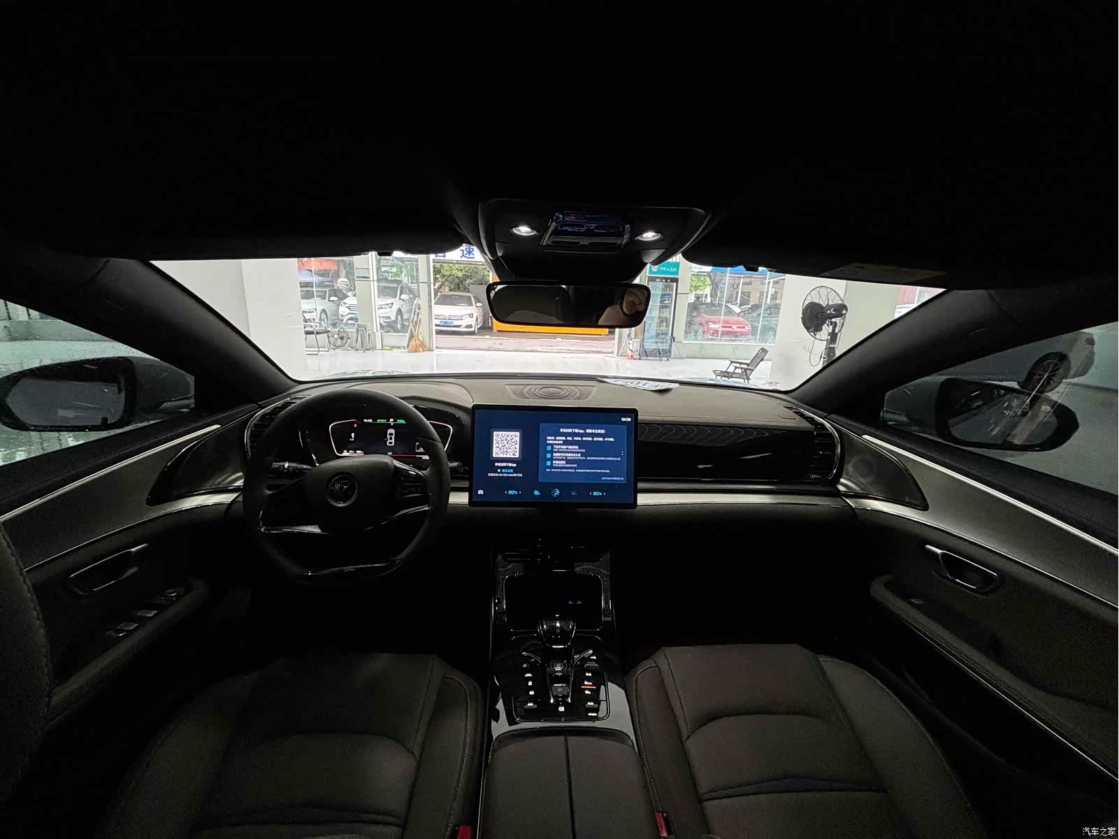 BYD Han, 2022 10