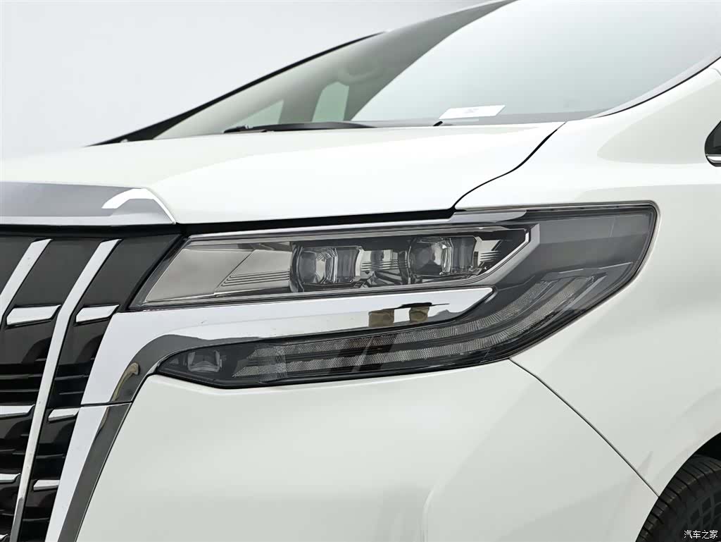 Toyota Alphard, 2020 10