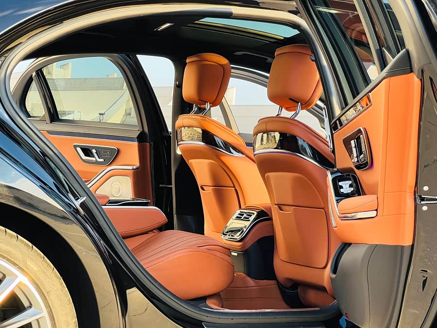 Mercedes-Benz S-Class 2023, фото 7