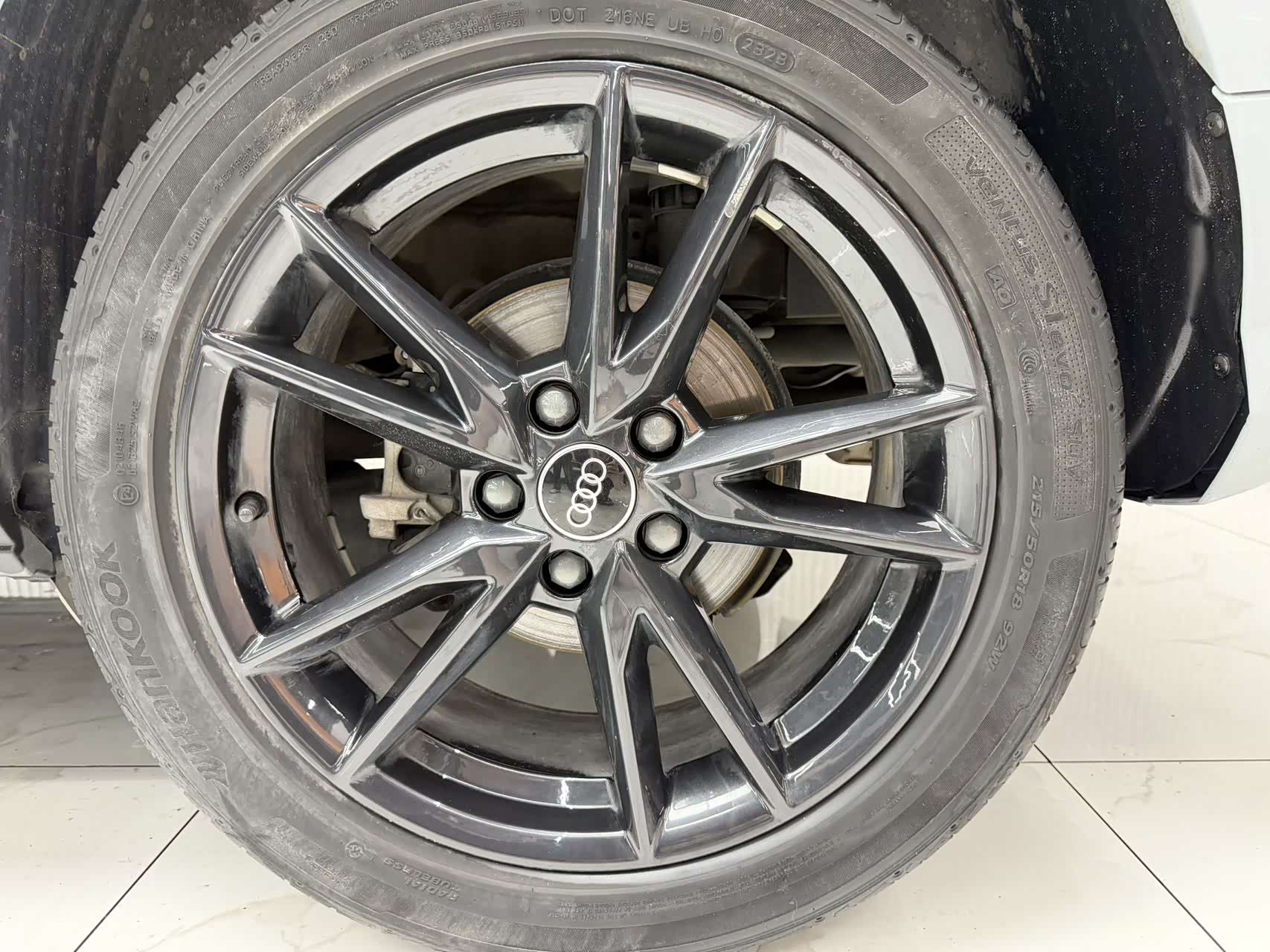 Audi Q2L, 2023 22