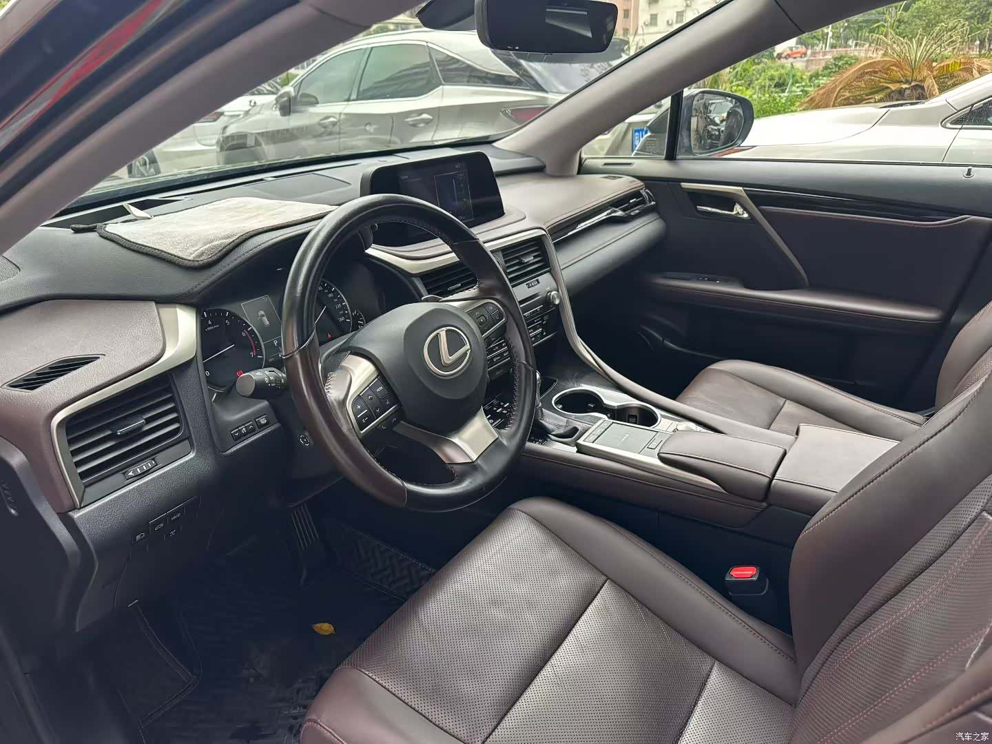 Lexus RX, 2021 4