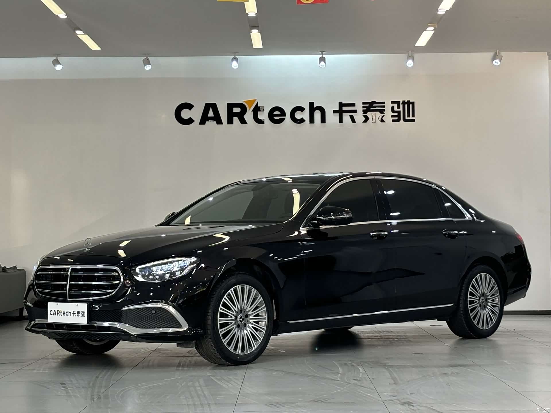 Mercedes-Benz E-Class, 2022 6