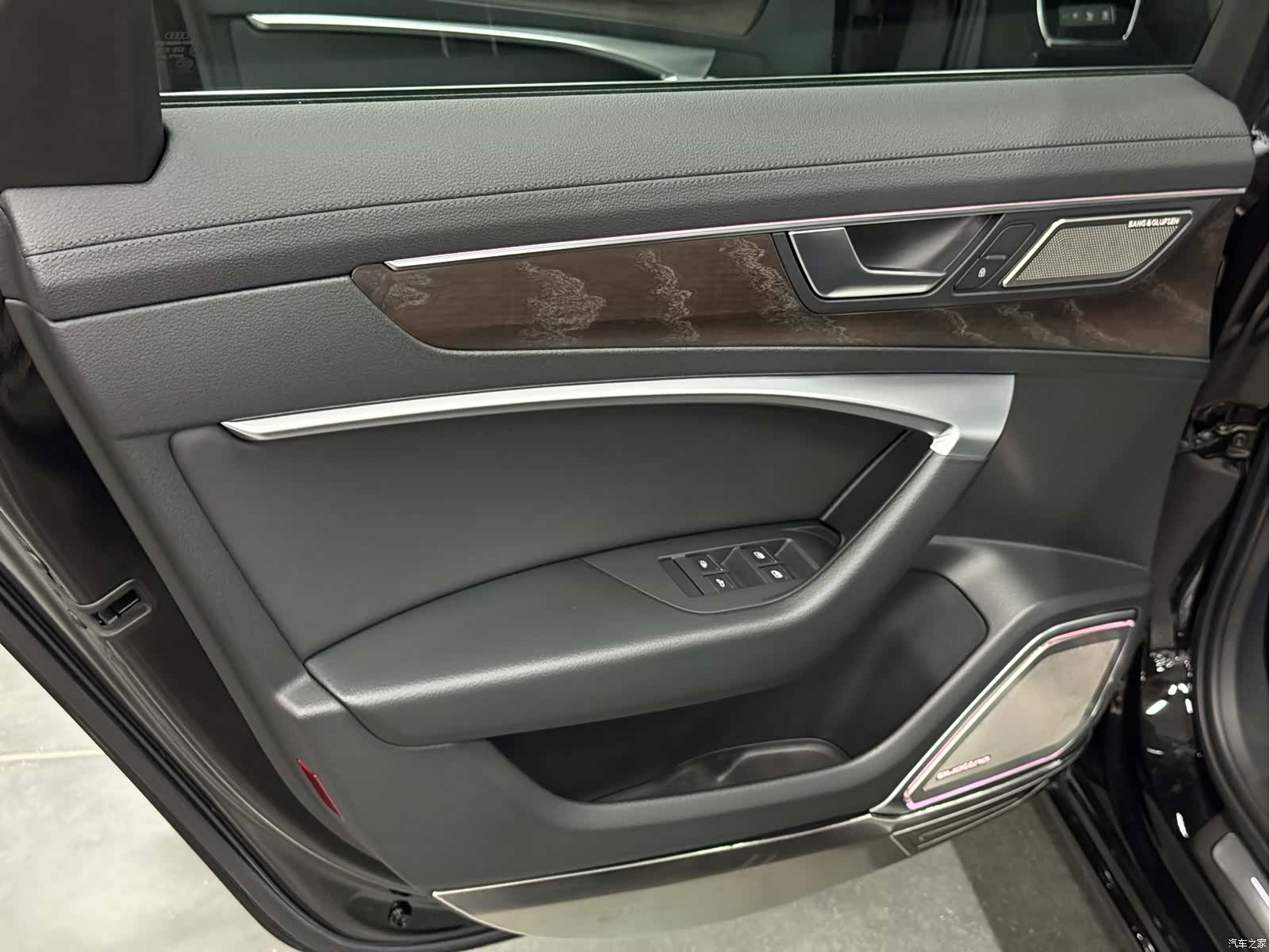 Audi A6L, 2021 15