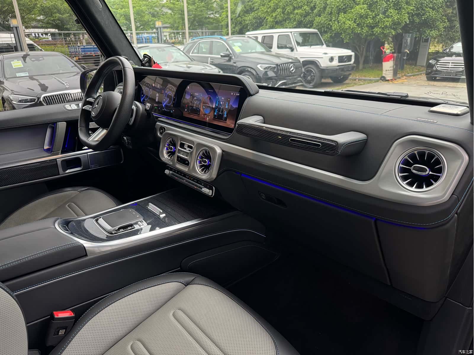 Mercedes-Benz G-Class, 2024 20