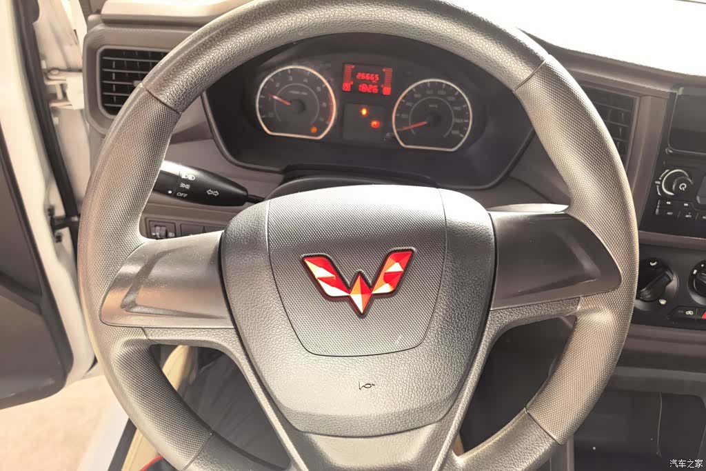 Wuling Hongguang, 2021 15