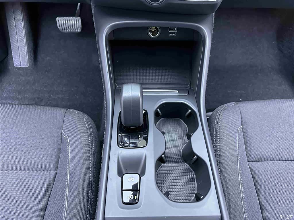 Volvo XC40, 2022 13