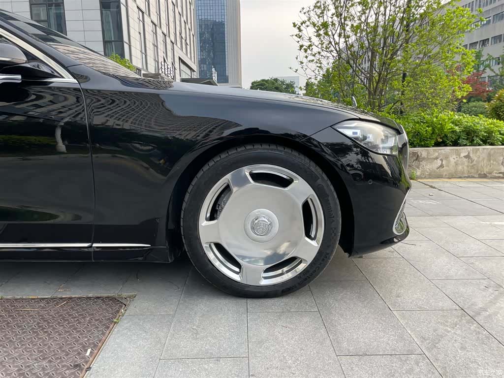 Maybach S-Class, 2022 25