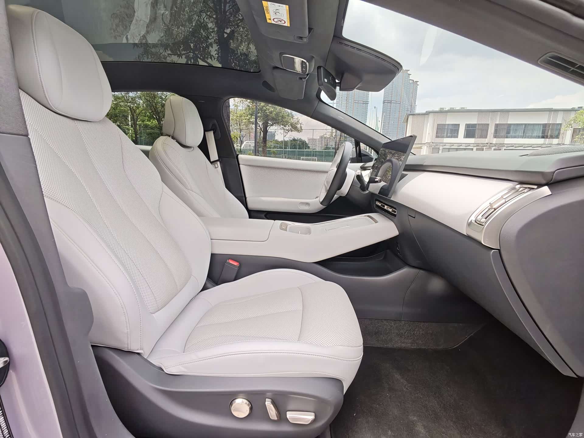 Xpeng P7, 2024 17
