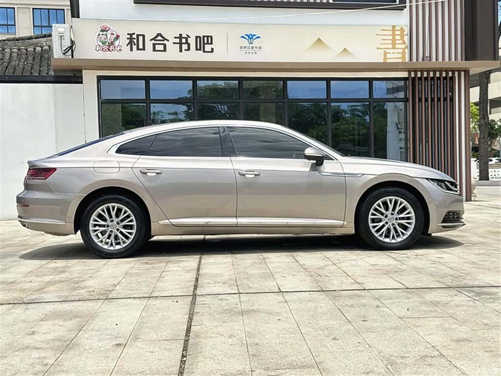 Volkswagen CC, 2019 7