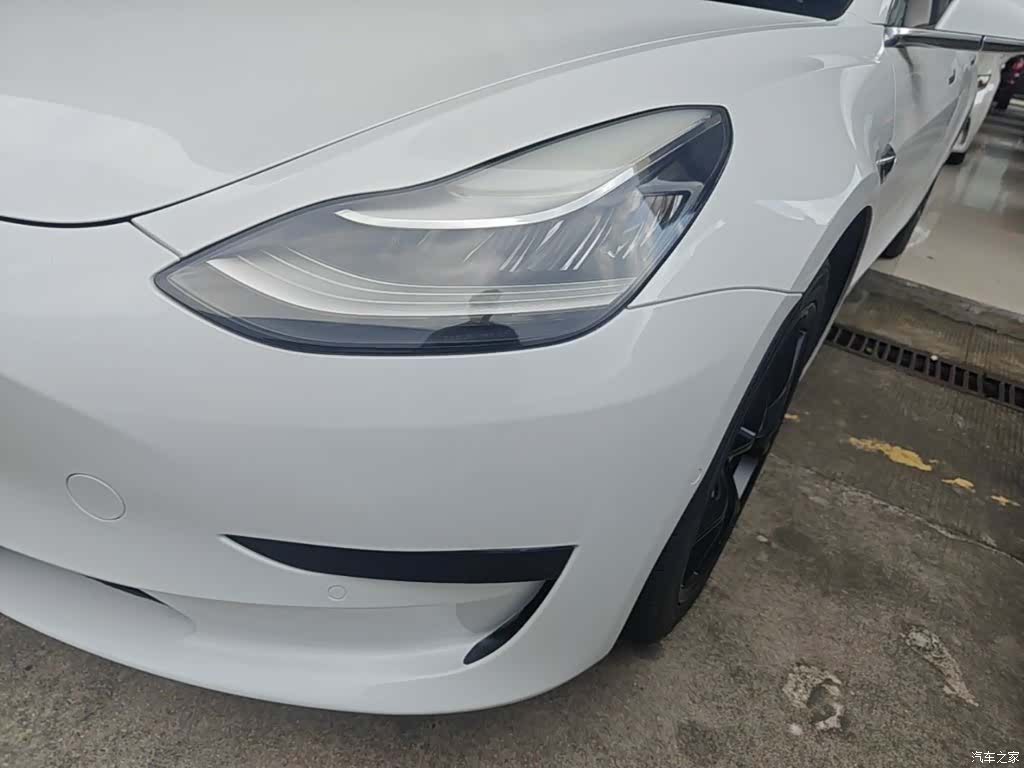Tesla Model 3, 2020 24
