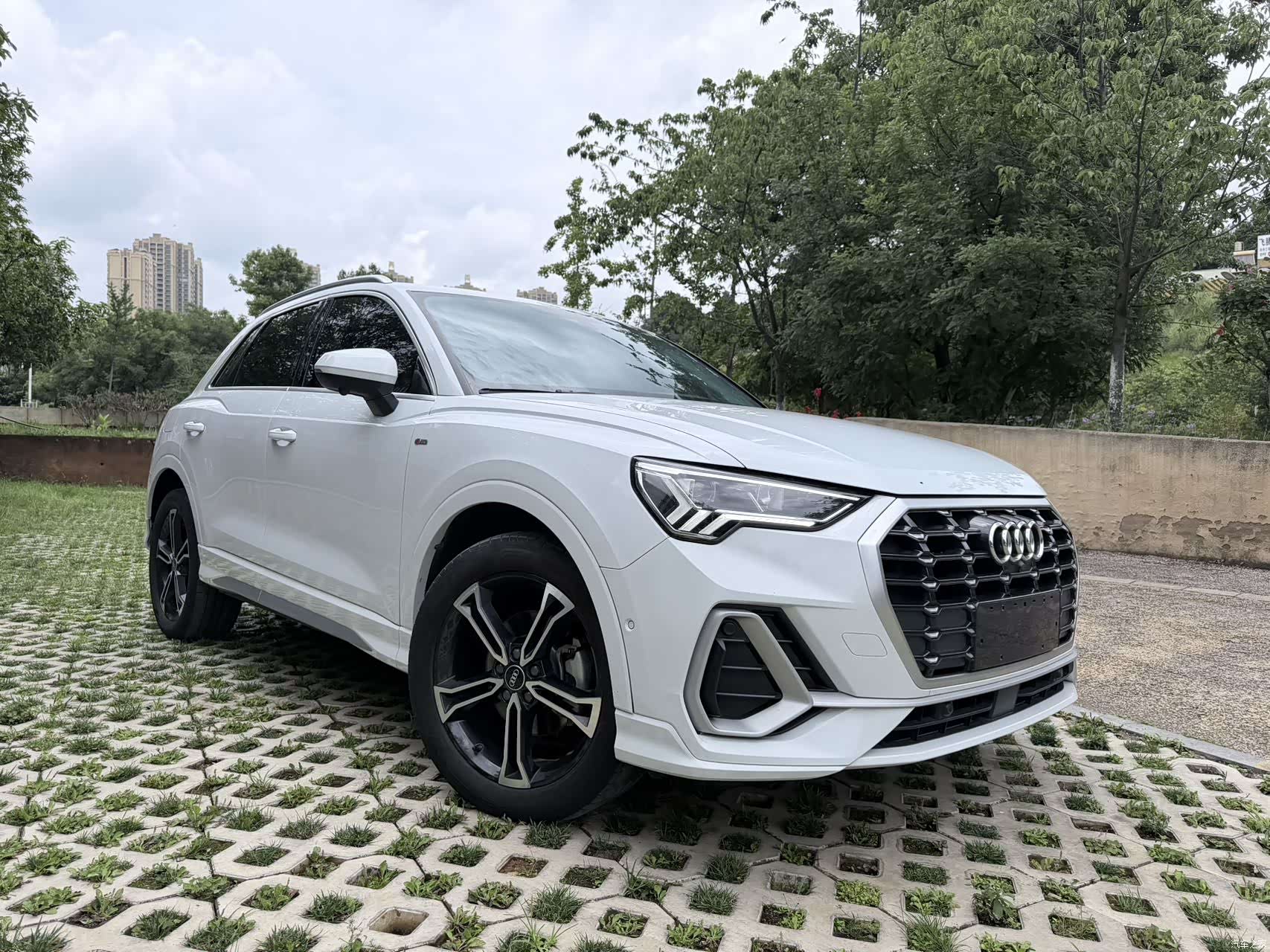 Audi Q3, 2022 3