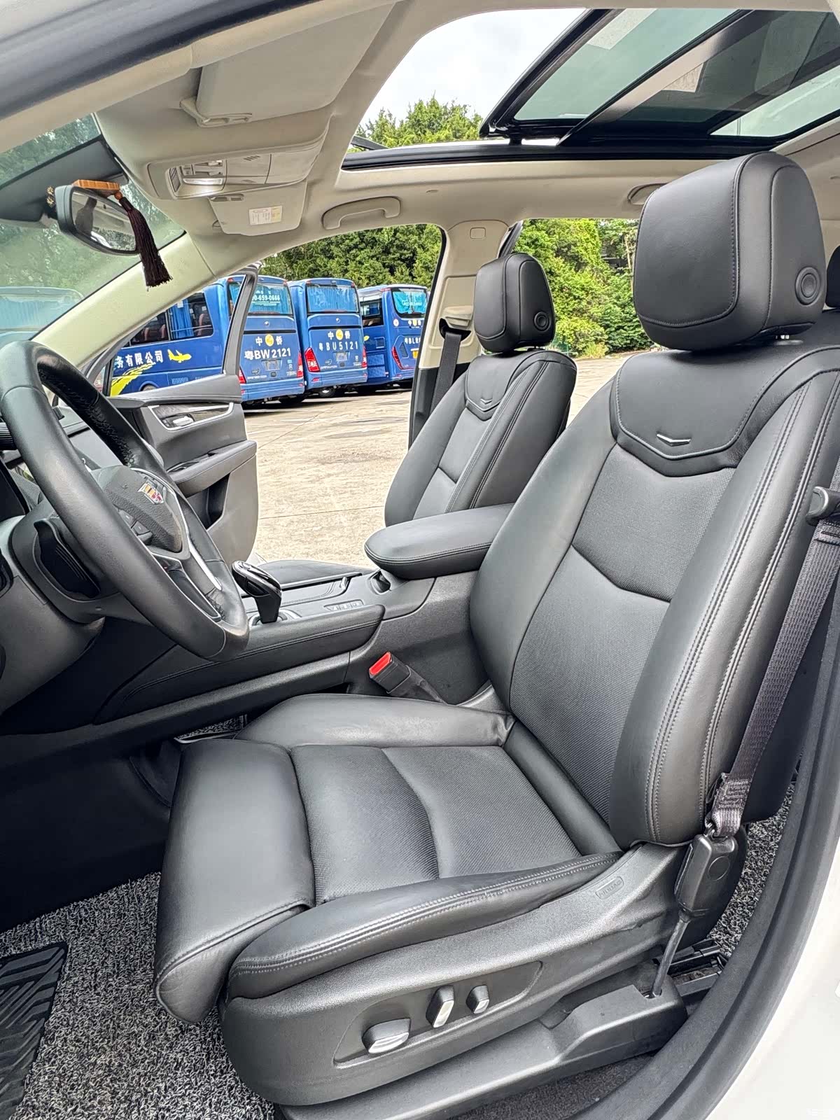 Cadillac XT5, 2016 9