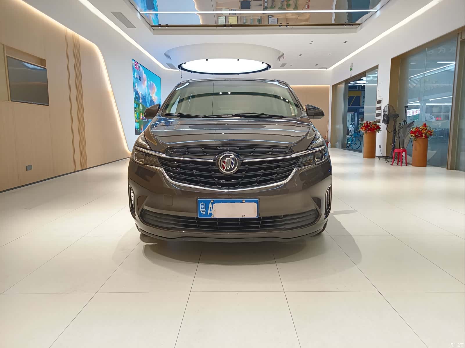 Buick GL8, 2020 2