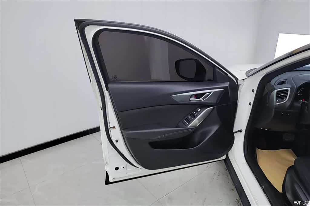 Mazda CX-4, 2018 7