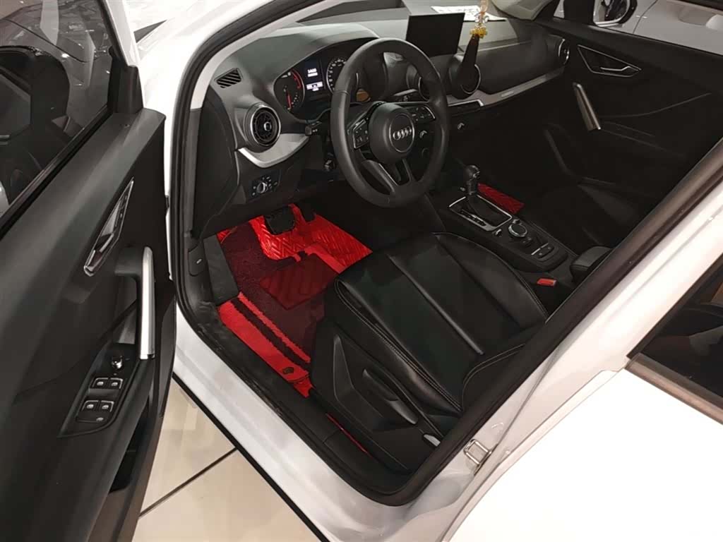 Audi Q2L, 2020 16