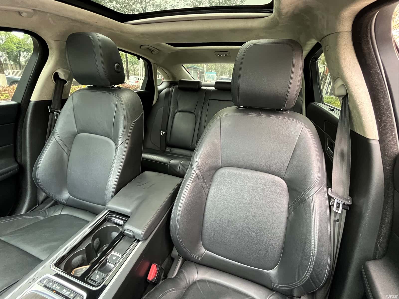 Land Rover XFL, 2017 16
