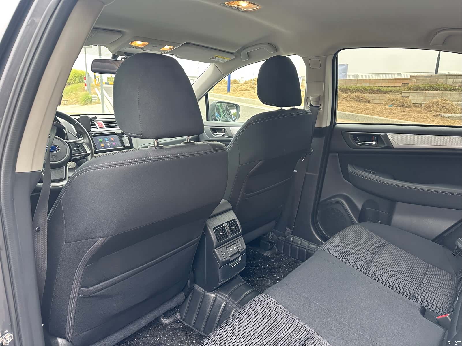 Subaru Legacy, 2021 13