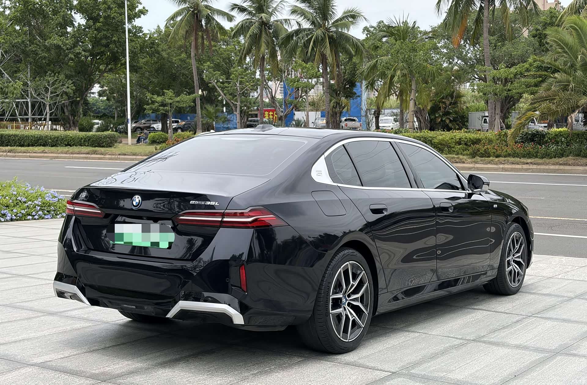 BMW i5, 2025 7