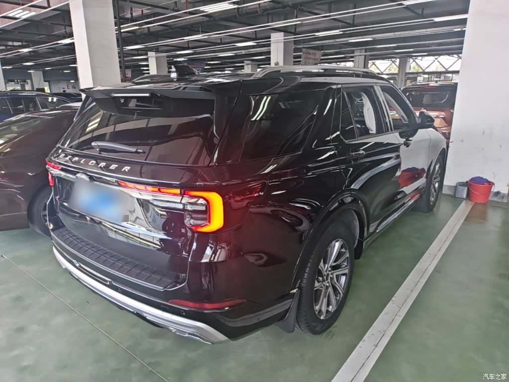 Ford Explorer, 2024 7