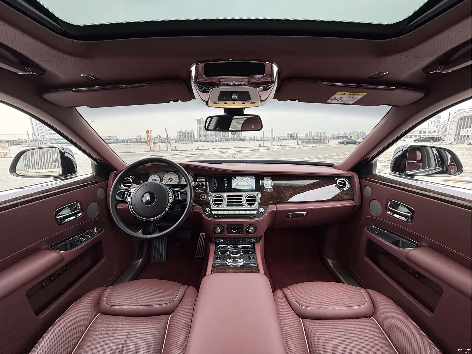 Rolls-Royce Ghost, 2018 10