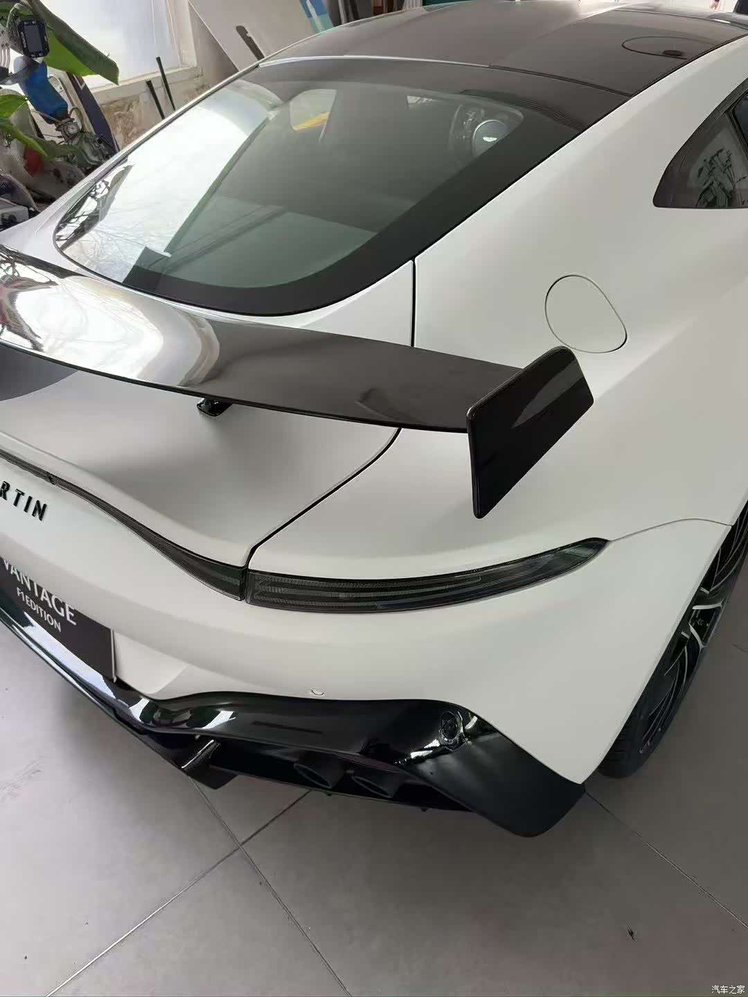 Aston Martin Vantage, 2025 8