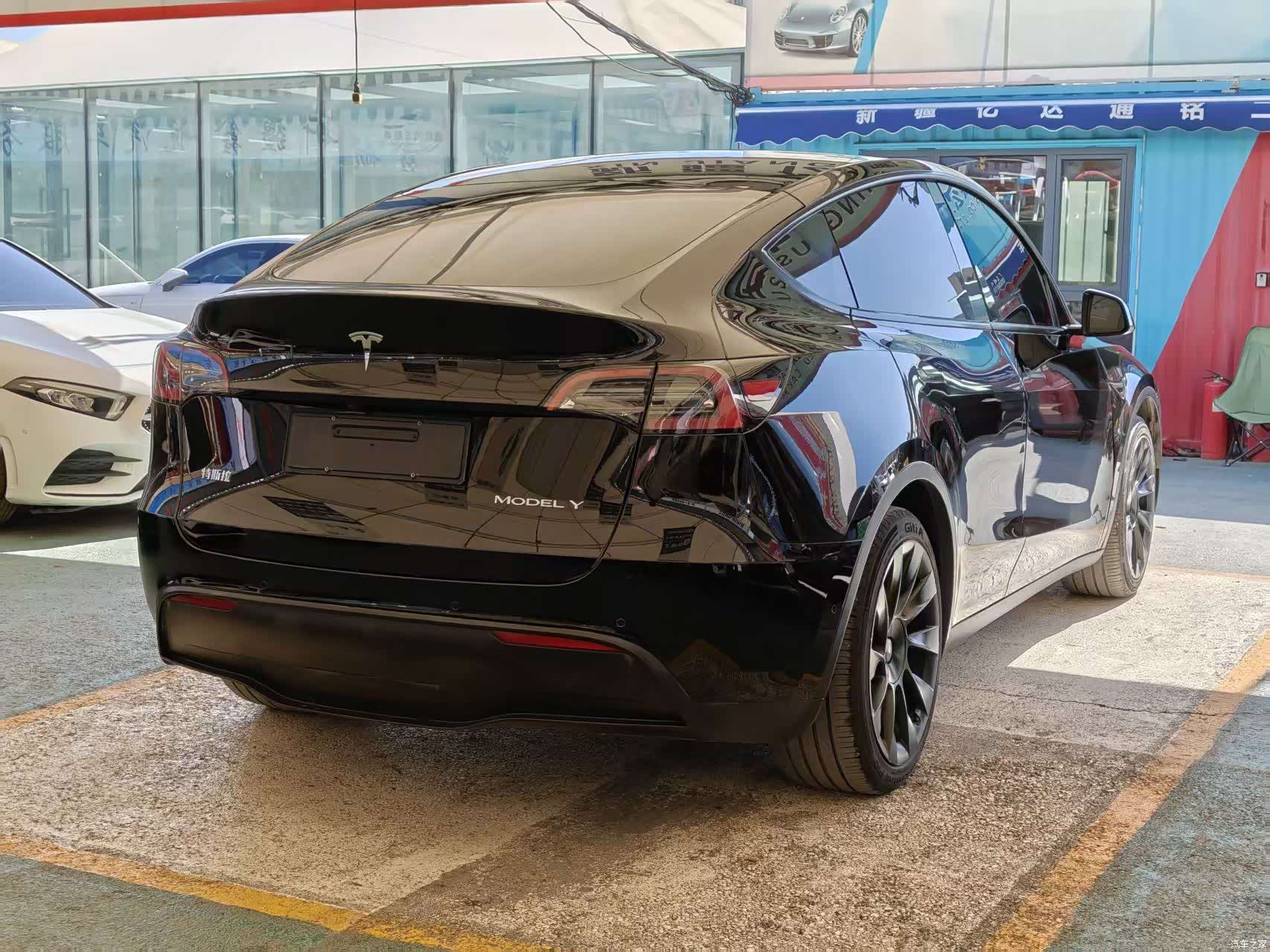 Tesla Model Y, 2021 9